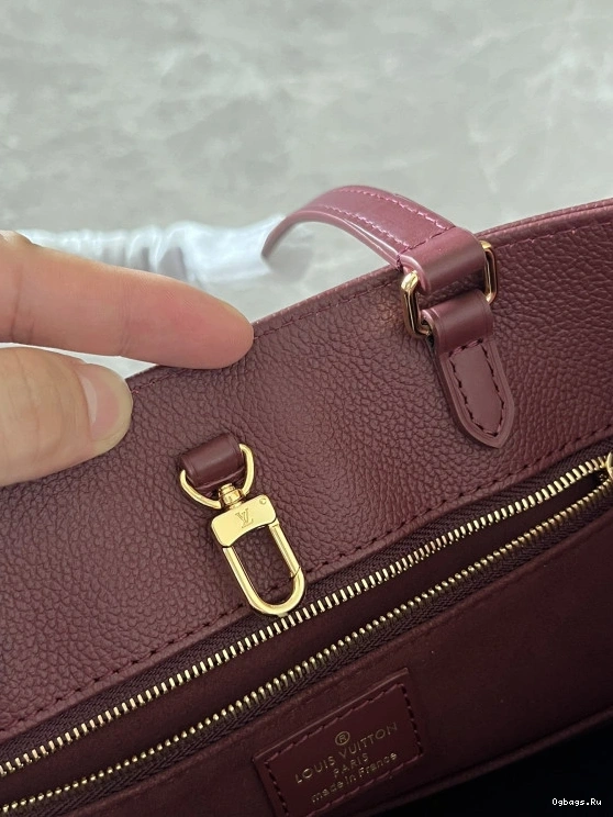 LOUIS ONTHEGO MM VUITTON 0121